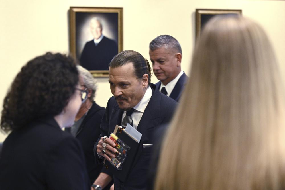 Psicóloga contratada por Depp testifica sobre la salud de Heard Foto: AP