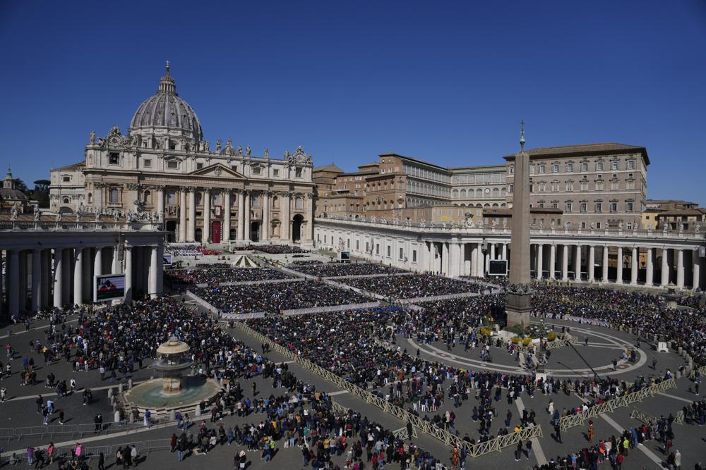 El papa condena la guerra en el Domingo de Ramos