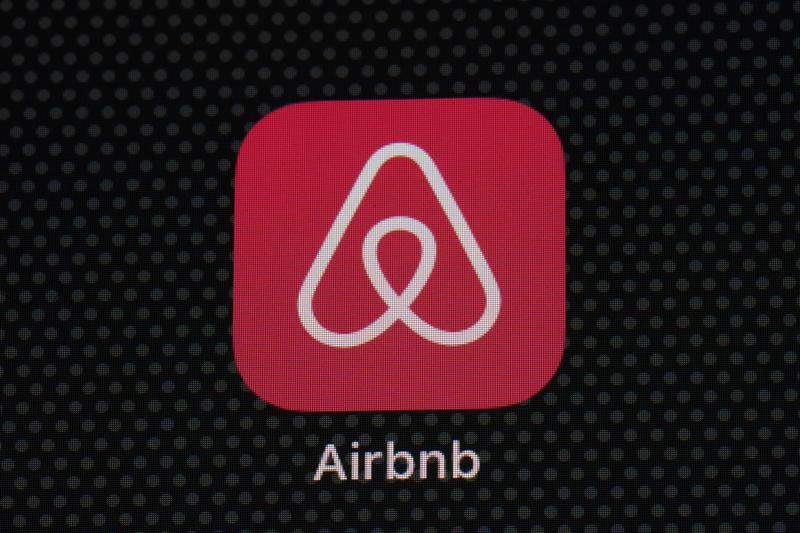 Airbnb permitirá a empleados hacer teletrabajo Foto: AP