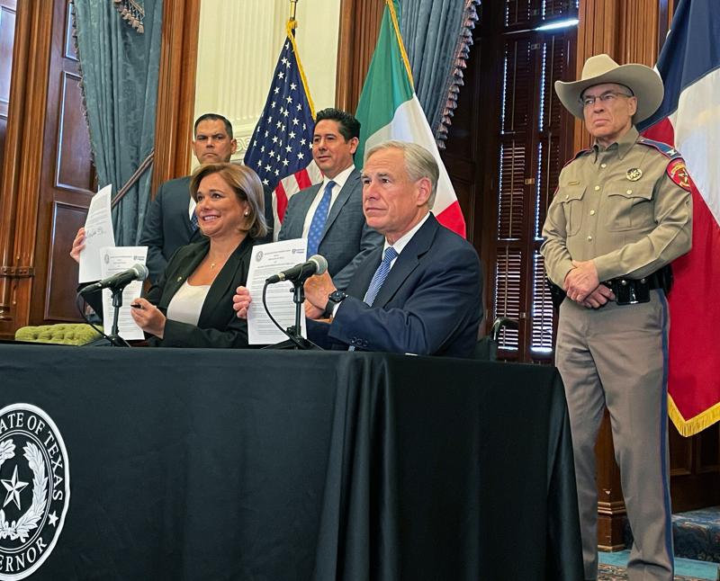 Texas toma medidas para poner fin a estancamiento fronterizo Foto: AP