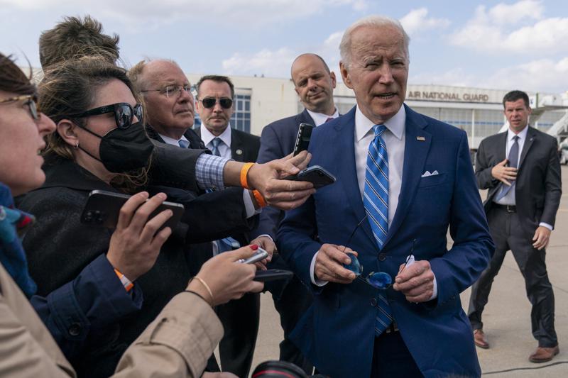 Joe Biden aprueba $800 millones en ayuda militar a Ucrania Foto: AP