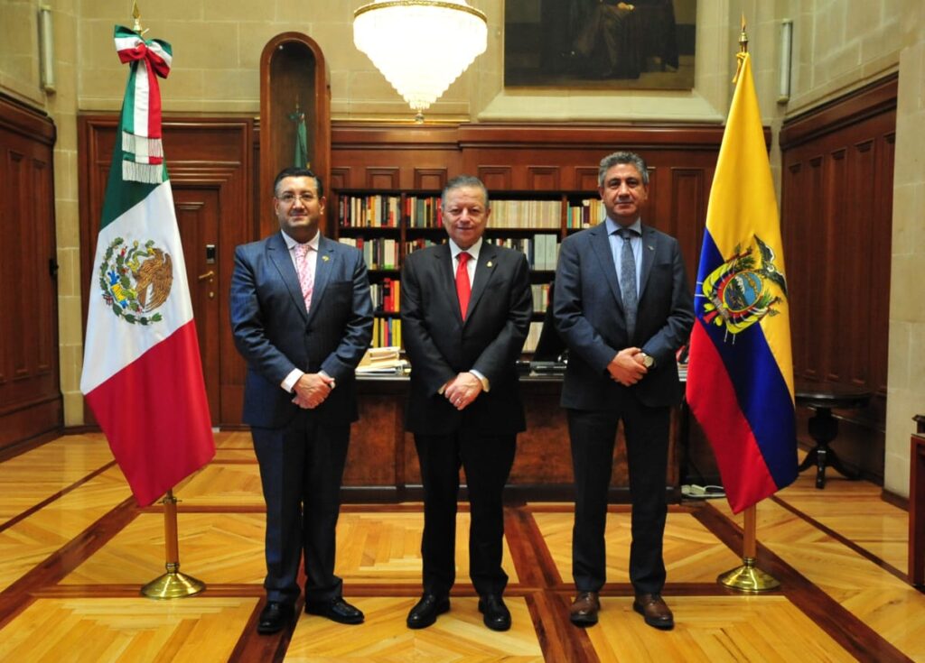 SCJN: Arturo Zaldívar recibe a los presidentes de la CNJ y del CJ del Ecuador *FOTOS SCJN*
