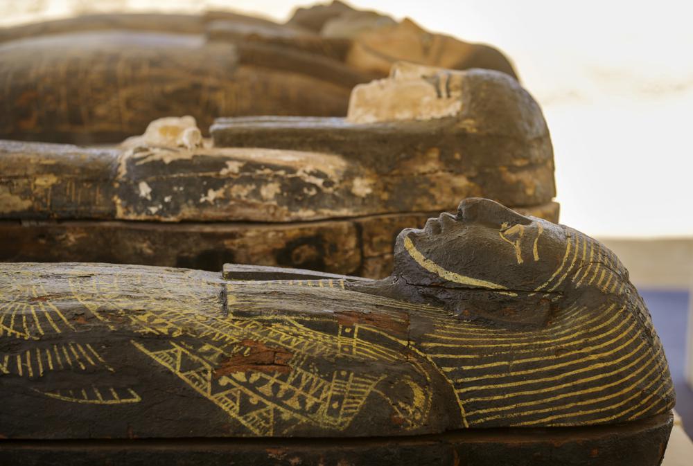 Egipto exhibe tesoro de artefactos antiguos recién descubiertos Foto: AP
