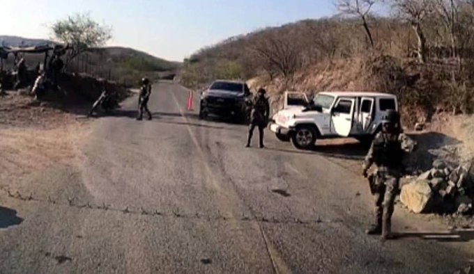 4 detenidos del retén que paró a reporteros en Badiraguato, Sinaloa