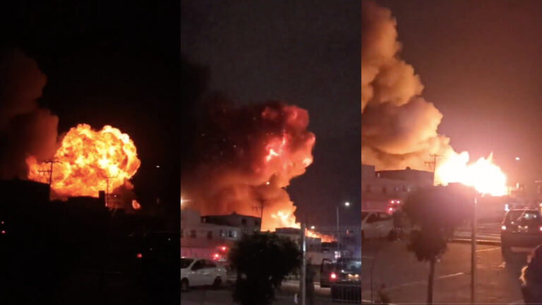 Incendio consumió fábrica de muebles en Cholula, Puebla
