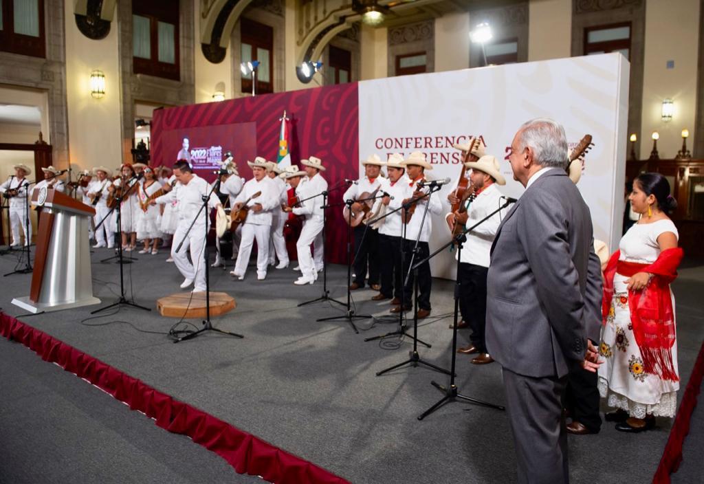 Festejan a las madres en Palacio Nacional Foto: Presidencia
