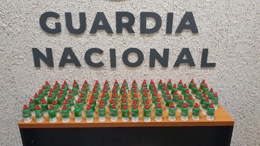 Guardia Nacional con apoyo de binomios caninos, detecta extracto de cannabis en dulces de tamarindo Fotos: GN