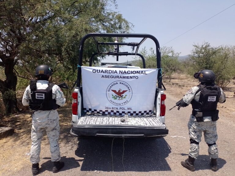 Guardia Nacional aseguró crystal y dos granadas de fragmentación y humo en Guanajuato *FOTOS GN