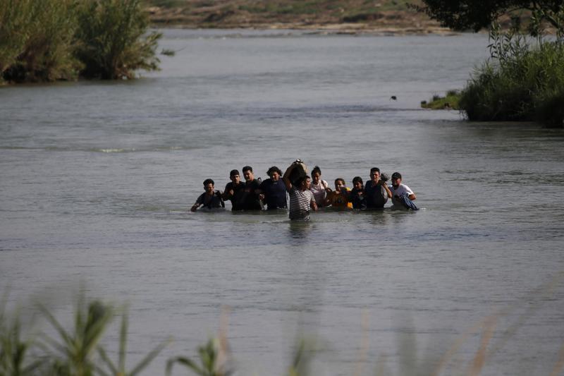 Informe alerta sobre riesgos para migrantes en México Foto: AP
