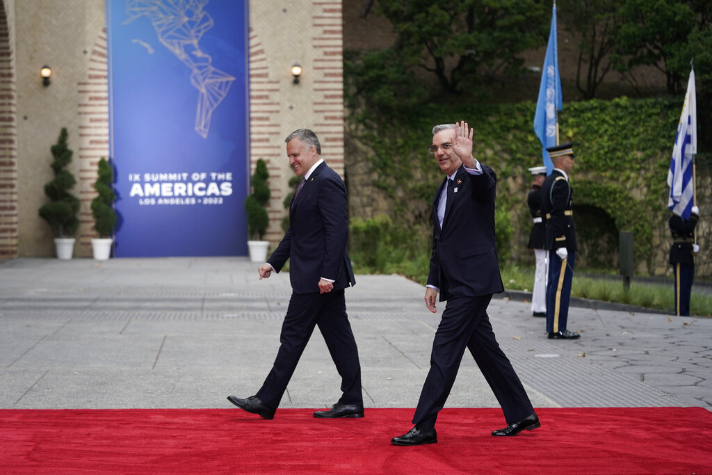 Líderes cierran pacto migratorio en Cumbre de las Américas