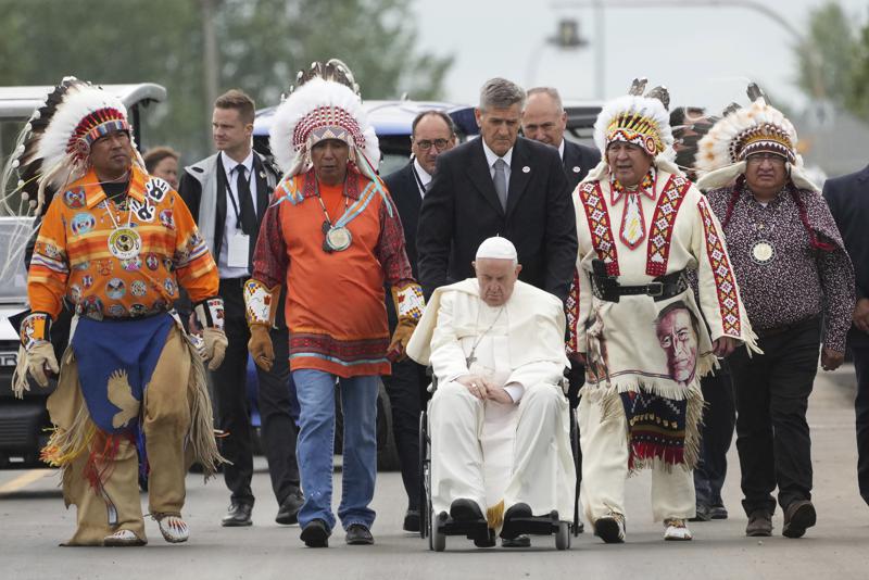 El papa rinde homenaje a los abuelos en Canadá tras disculpa Foto: AP