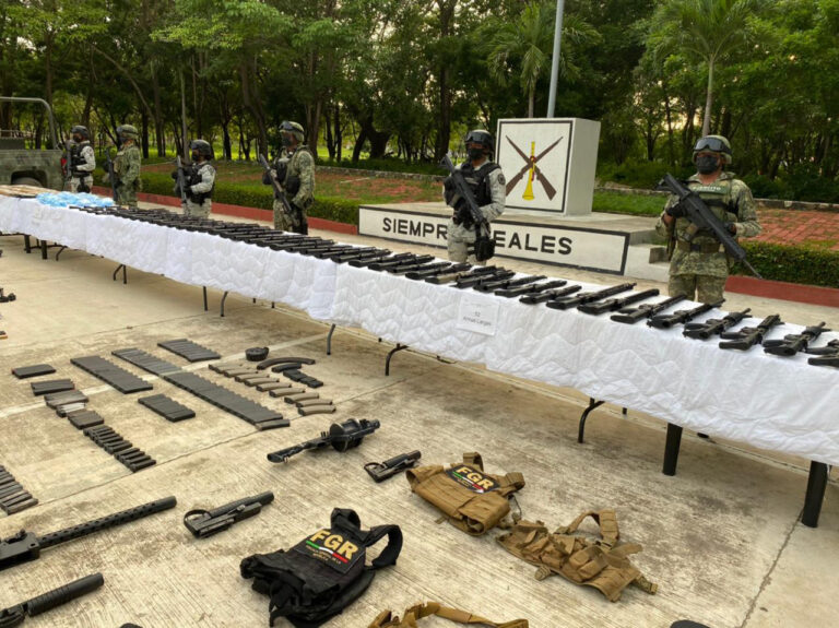 SEDENA y Guardia Nacional aseguró narcóticos, cartuchos, armamento y numerario en Guerrero *FOTOS SEDENA / GN