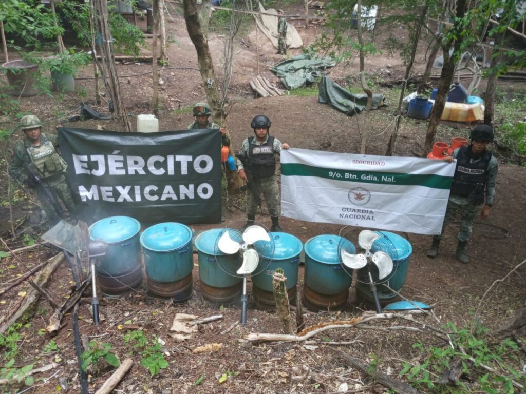 SEDENA-GN localizan y desmantelan 3 narco laboratorios clandestinos en Sinaloa
