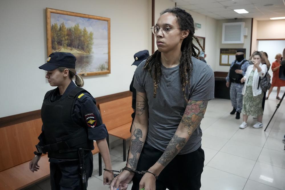 Jueza rusa sentencia a Griner a 9 años de prisión Foto: AP