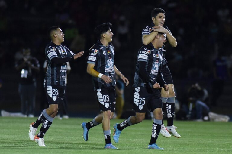 Juárez y Pachuca suspendidos en Liga MX por violencia