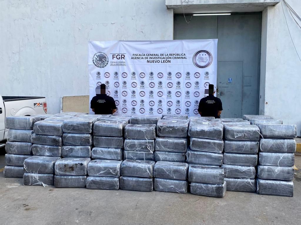 FGR decomisó más de 2 toneladas de marihuana en Cadereyta, Nuevo León