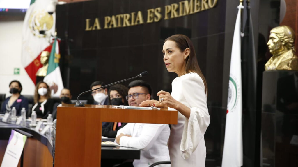 Enfermedades raras deben ser visibles presupuestalmente: Josefina Vázquez Mota