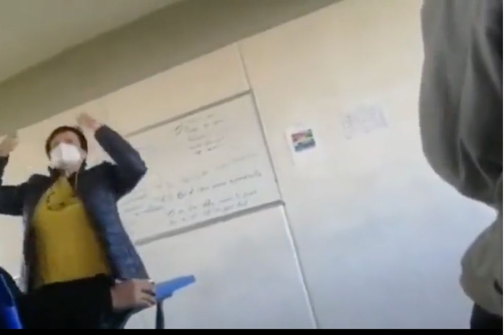 Video: Maestra llama a sus alumnos en Puebla “idiotas” y “retrasados mentales”