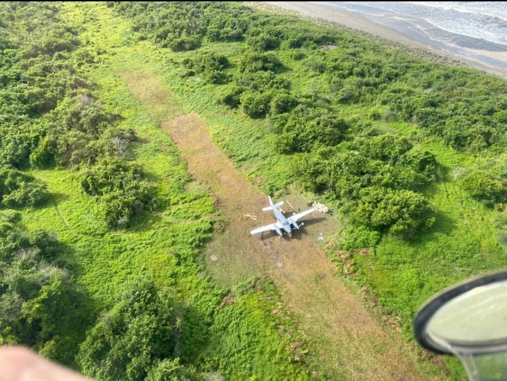 SEDENA y FAM aseguraron aeronave con 650 kilos de cocaína en Chiapas