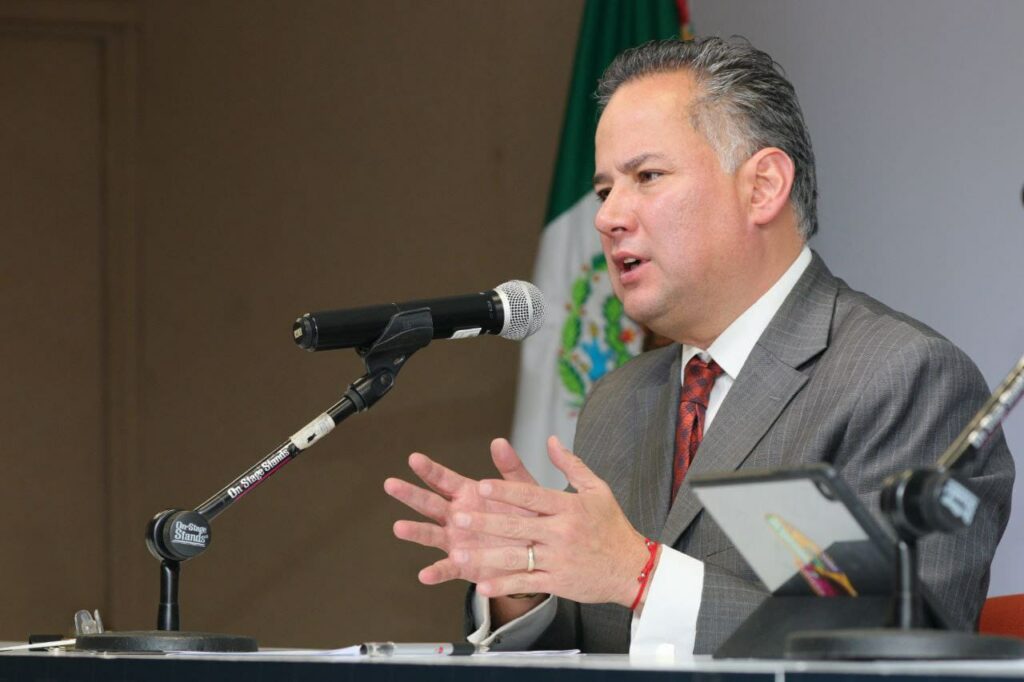 Rechaza Santiago Nieto persecución política contra Cabeza de Vaca