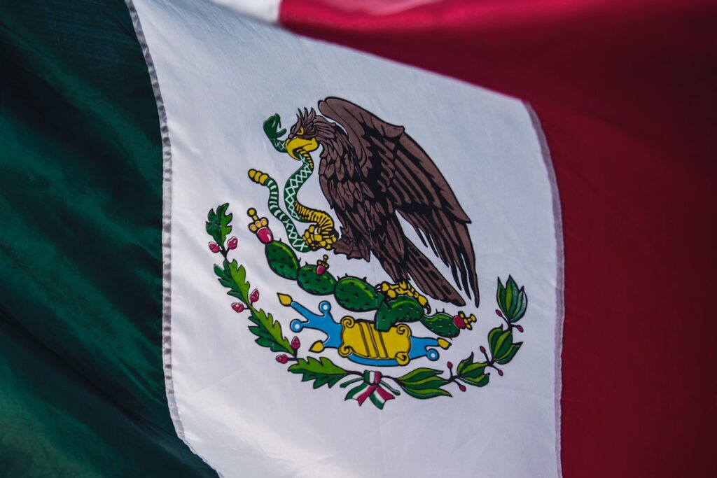 México recibirá menos turistas, pero más recursos al concluir 2022, afirma titular de Sectur