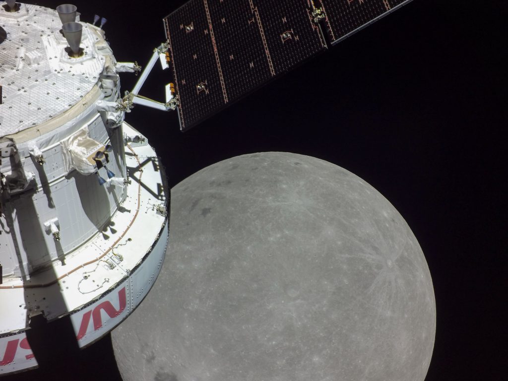 Primera fotografía del lado oculto de la Luna, tomada por Artemis I
