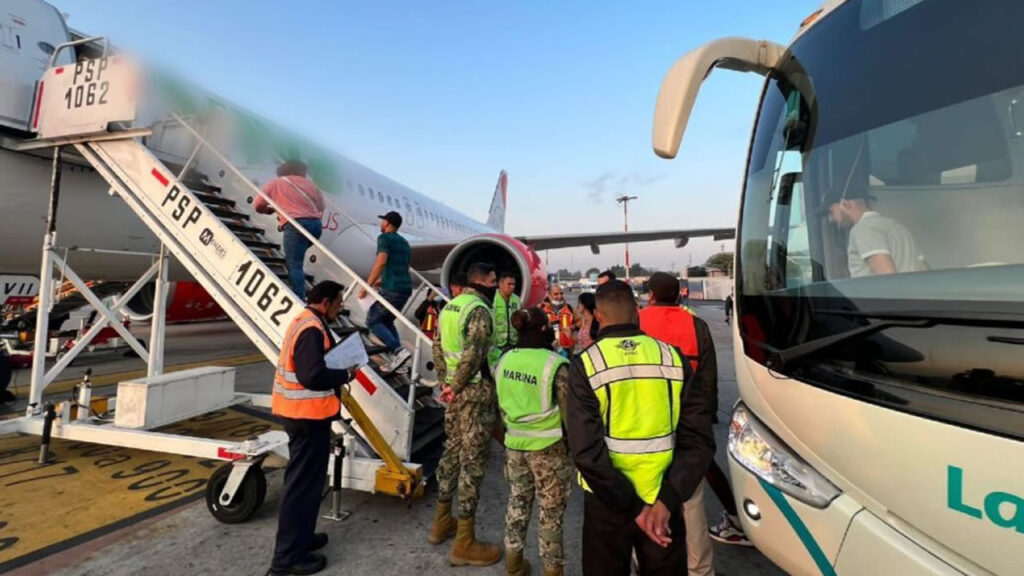 INM realiza el primer vuelo de repatriación voluntaria de 140 venezolanos