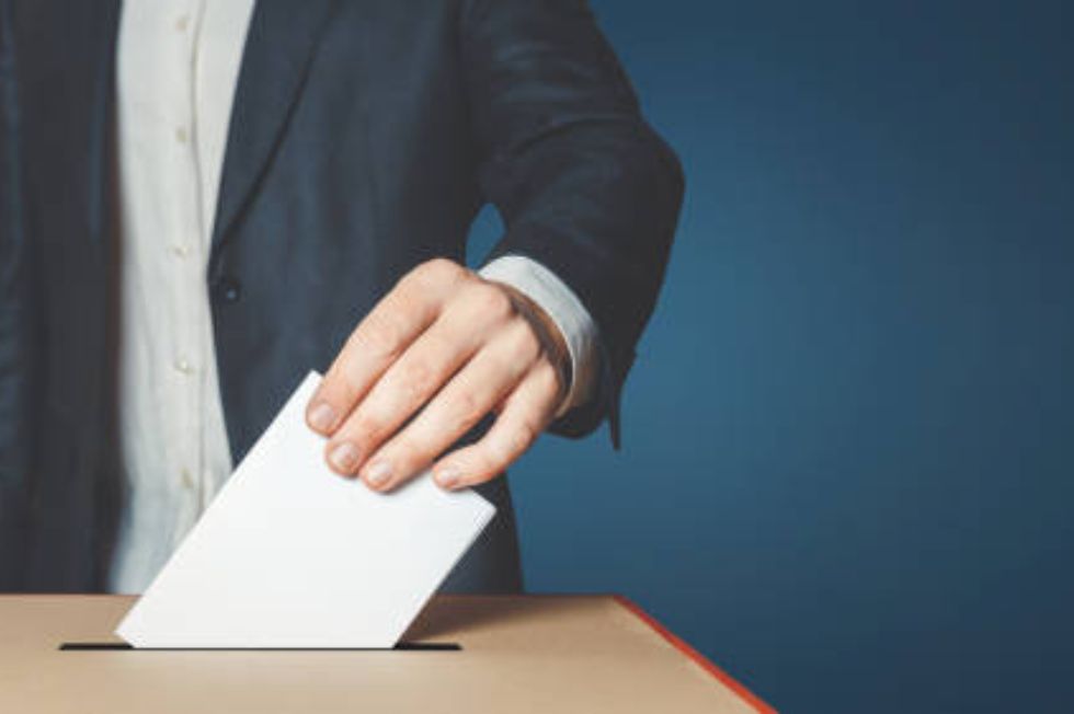 Voto electrónico y acción afirmativa, únicas coincidencias entre Morena y PAN en reforma electoral