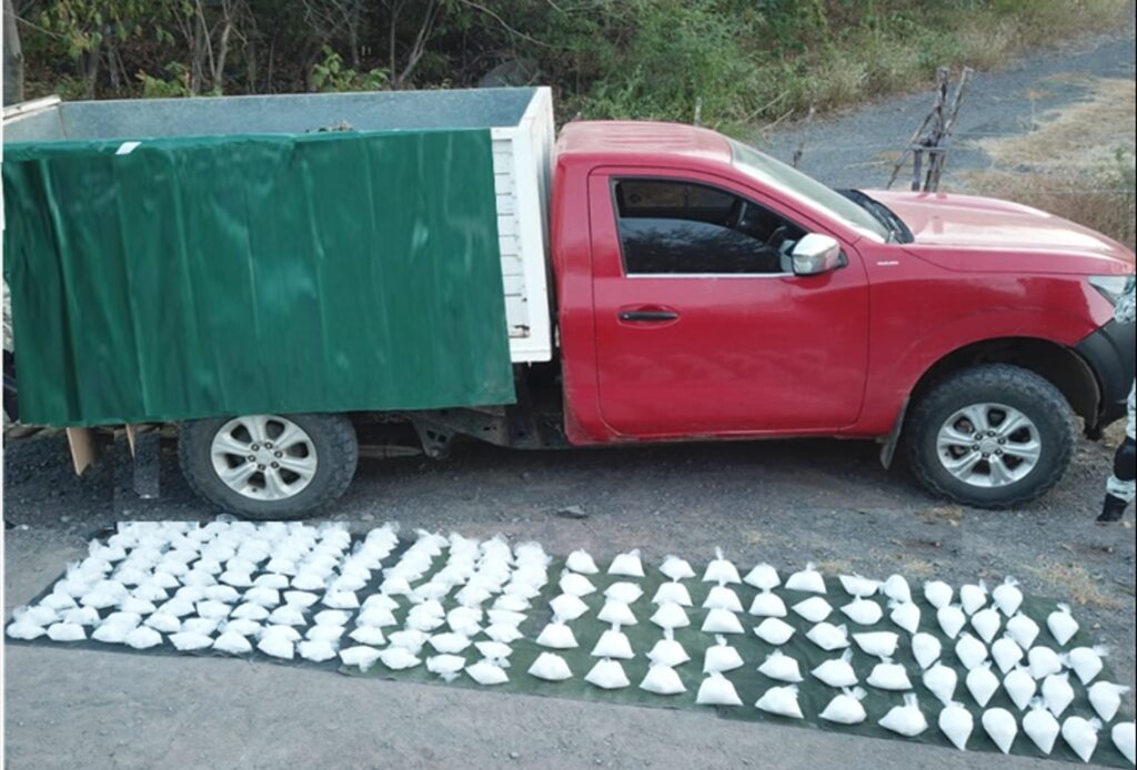 SEDENA y GN aseguraron 115 kilos de metanfetaminas en Culiacán, Sinaloa