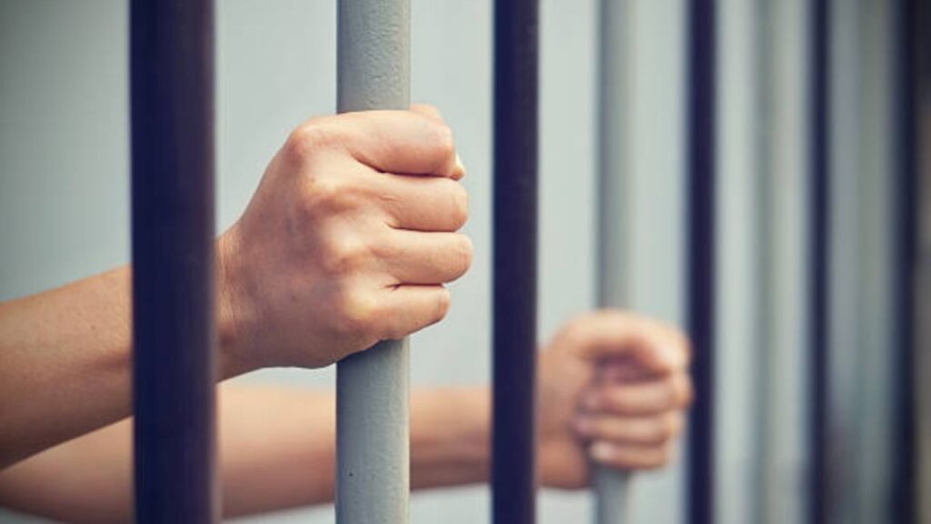 FGR en casos diferentes obtiene sentencias condenatorias de hasta 104 años de prisión por diversos delitos federales