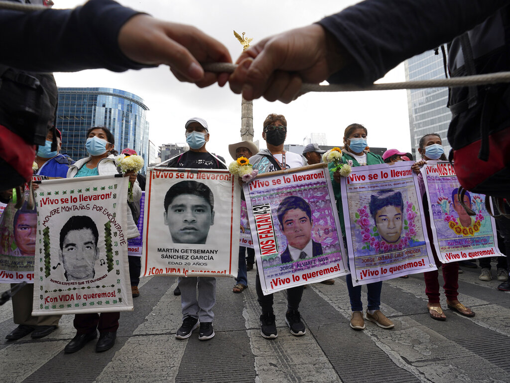 EEUU entrega a México ex agente vinculado al caso Ayotzinapa