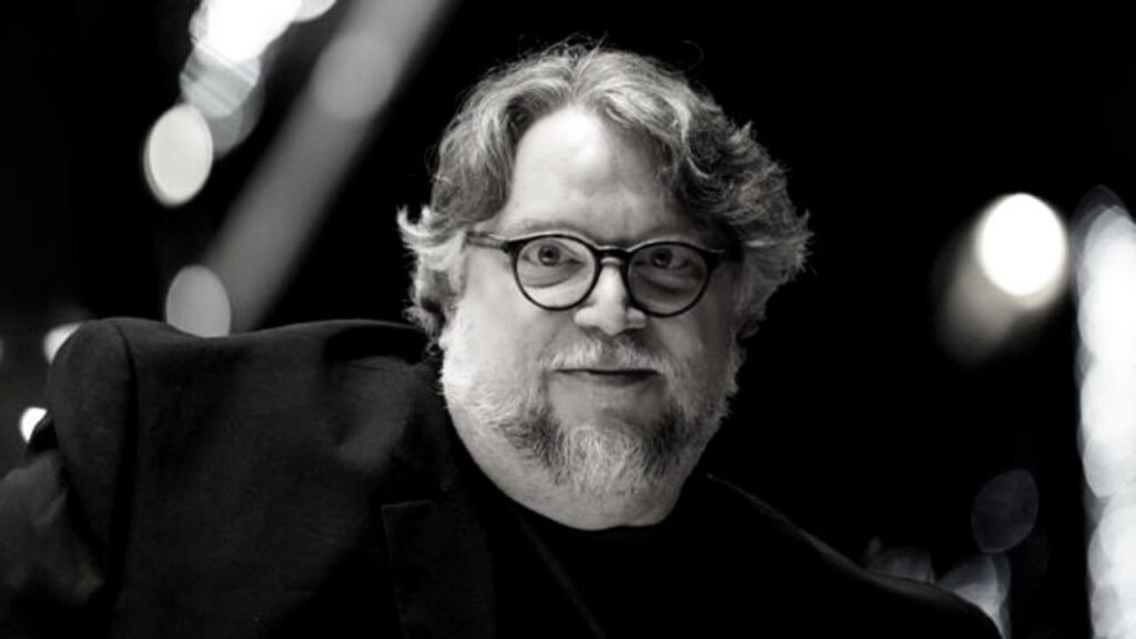 Propone Morena homenaje al cineasta Guillermo del Toro por su trayectoria