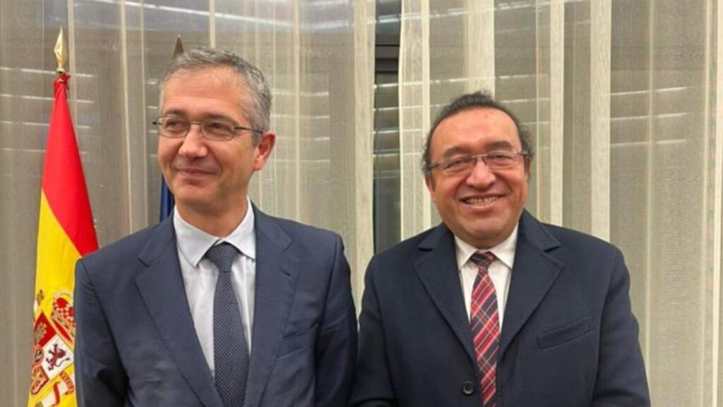 Armando Zúñiga Salinas, presidente de COPARMEX CDMX, con el Gobernador del Banco de España, Pablo Hernández de Cos.