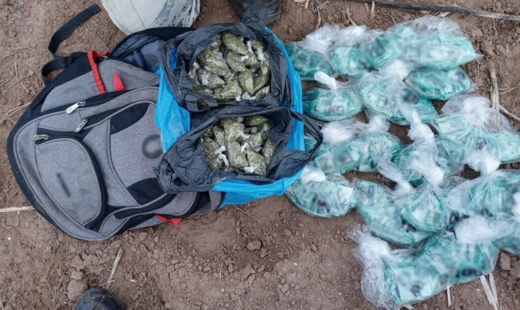 Mochila con 2 mil dosis de droga fueron asegurados por GN en Sonora