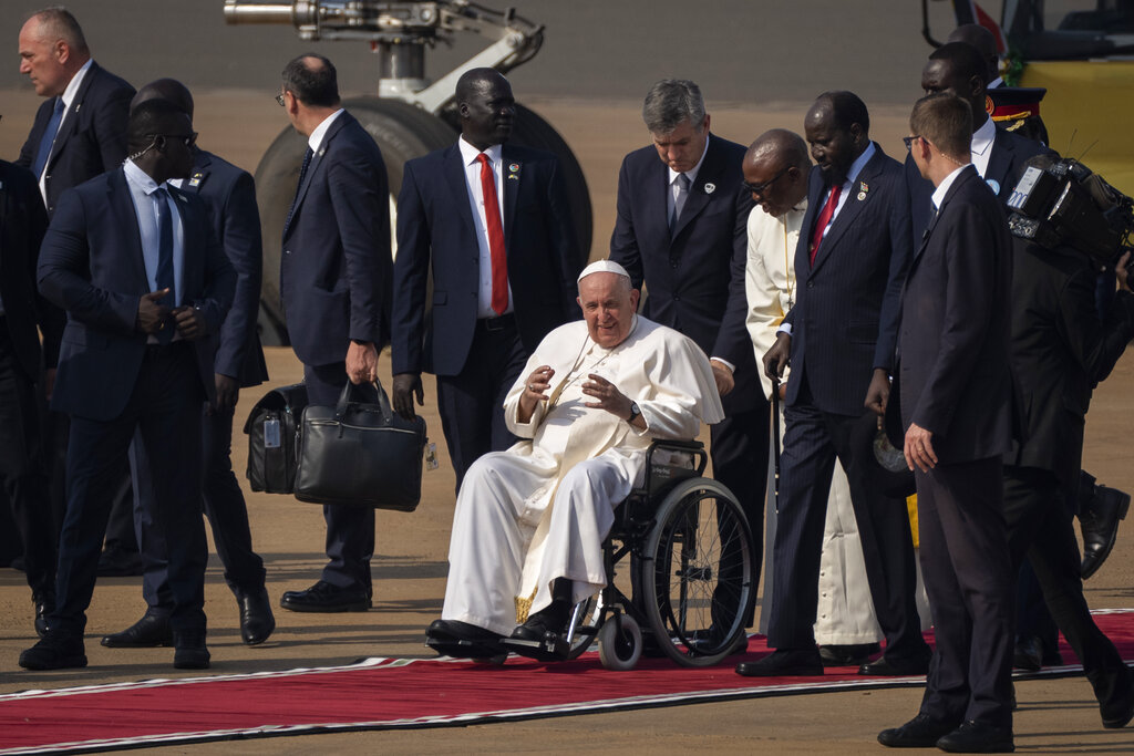 El papa pide a Sudán del Sur que apure el proceso de paz