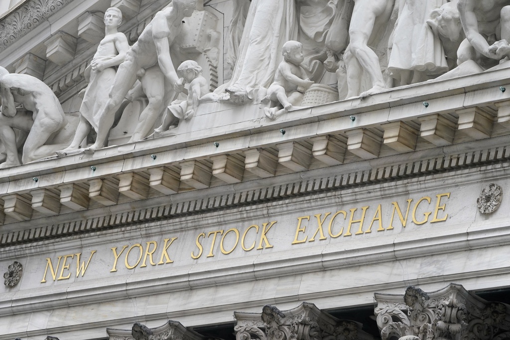Temores sobre fortaleza de los bancos sacuden a Wall Street
