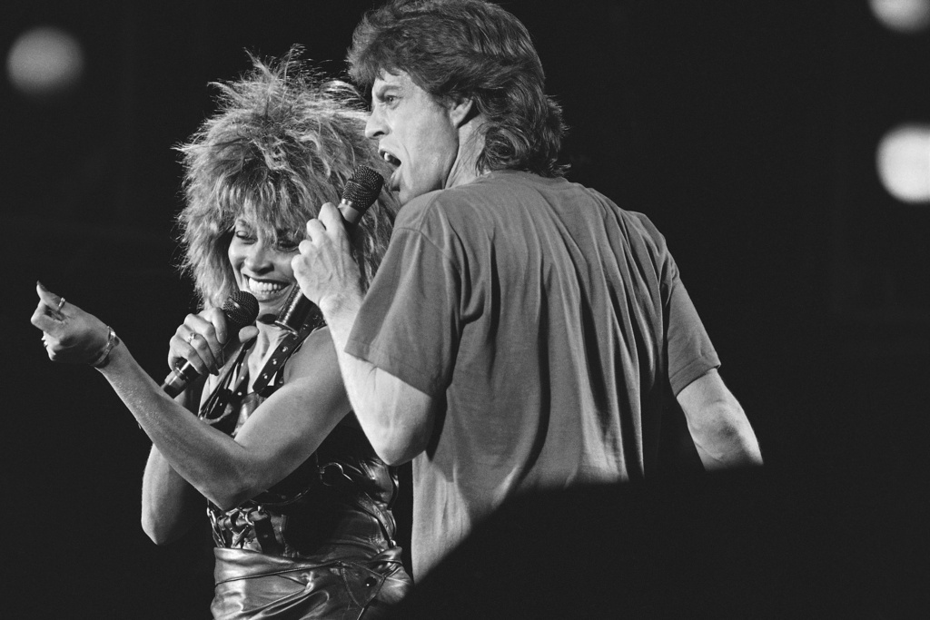Jagger, John y Keys lamentan la muerte de Tina Turner
