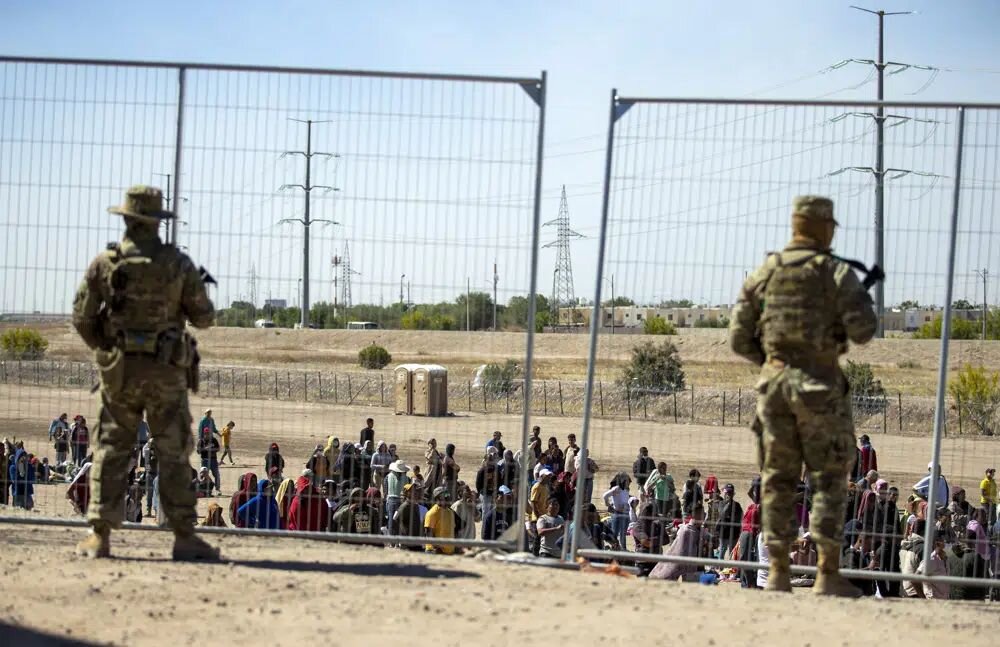 México reconoce que 10 mil migrantes llegan a diario a la frontera con EUA