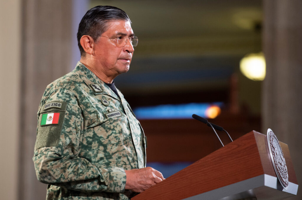 General Sandoval aclara compra de departamento en Bosque Real: “Era obra gris”