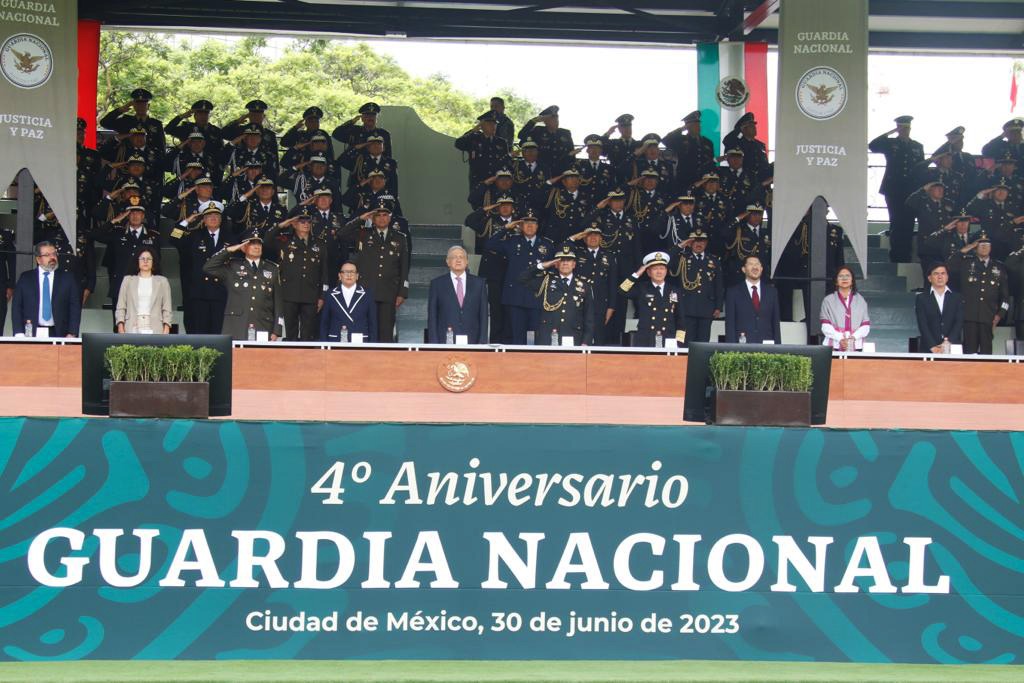 El comandante de la Guardia Nacional respaldó a López Obrador y pidió la “guía permanente” de las Fuerzas Armadas