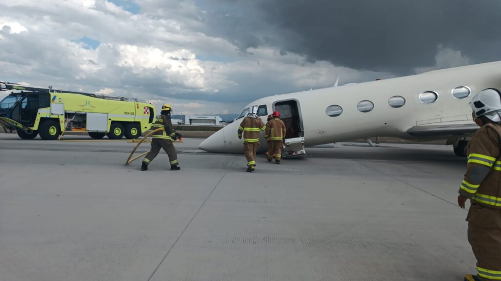 Aeronave de FGR aterrizó de emergencia en AIFA