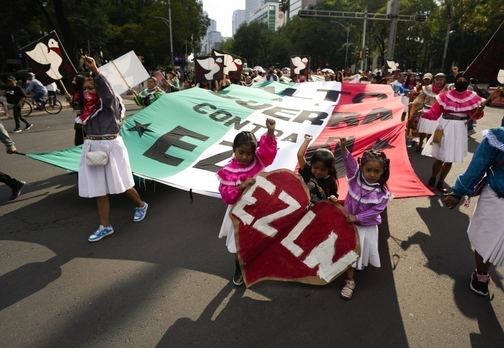 Manifestantes protestan contra violencia en Chiapas