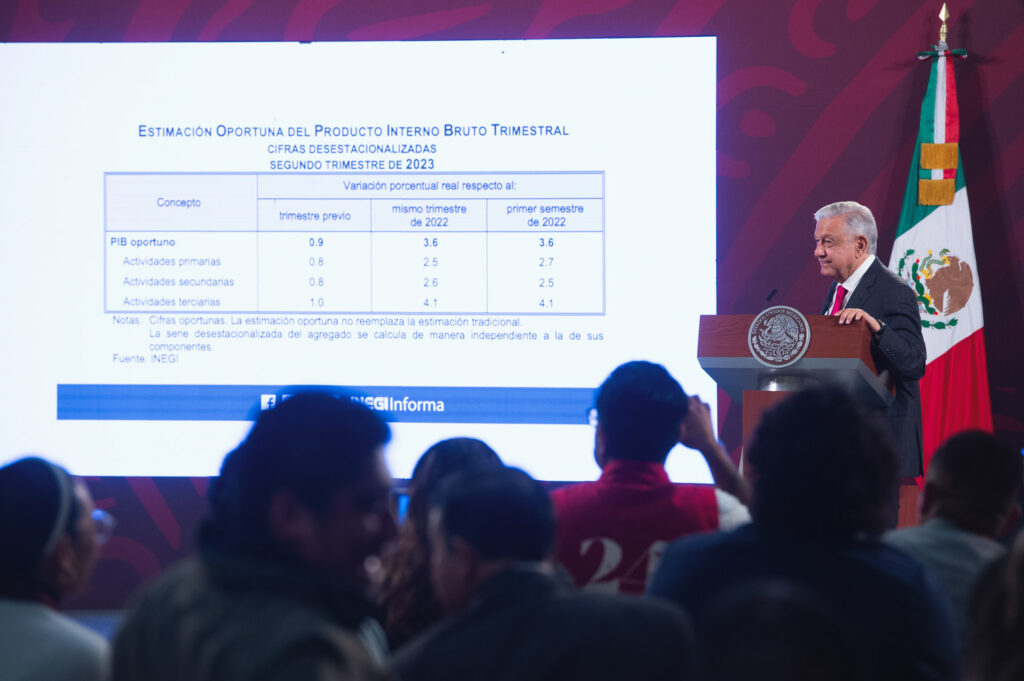 AMLO presume crecimiento de 3.6% en primer semestre del 2023: “El humanismo mexicano funciona”