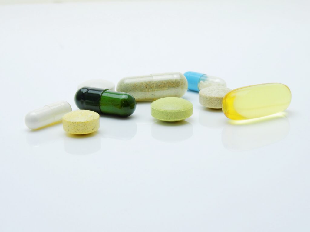 Detecta Cofepris siete nuevos distribuidores irregulares de medicamentos en el país