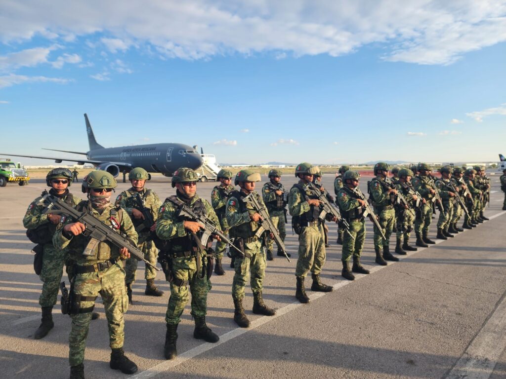 Llegan soldados del ejército a reforzar seguridad en Ciudad Juárez, Chihuahua