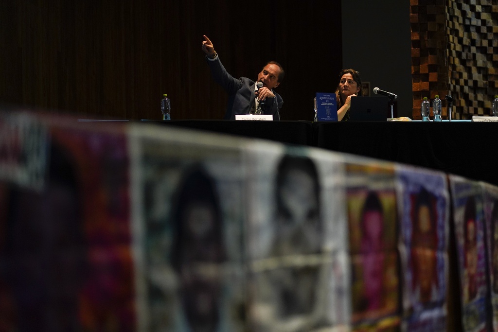 La otra cara de la investigación internacional sobre el caso Ayotzinapa