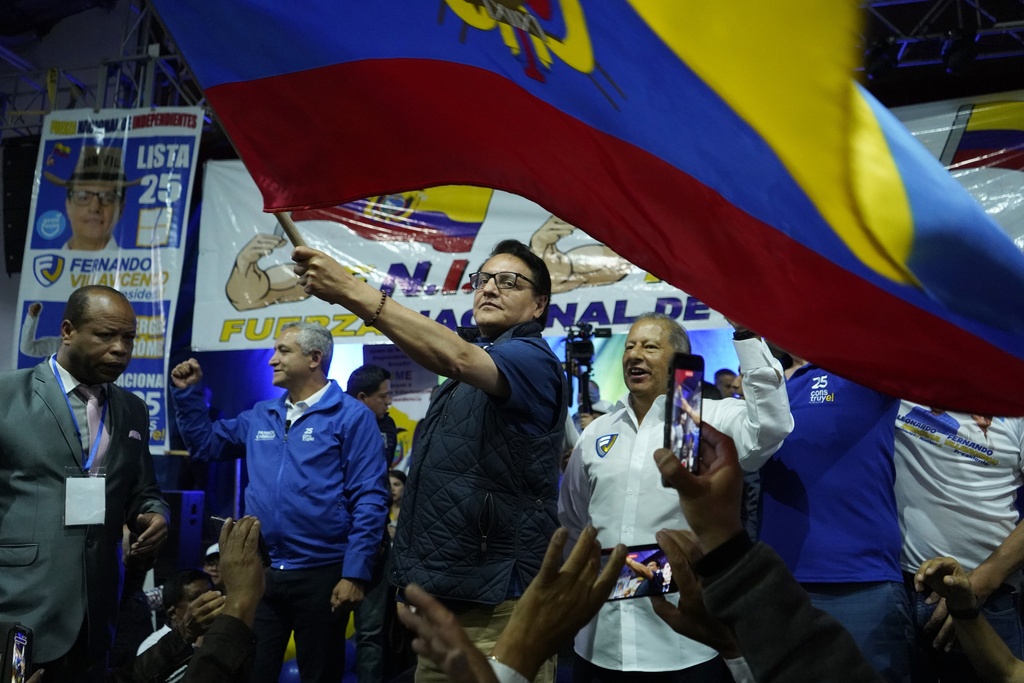 Seis colombianos detenidos por el asesinato de candidato presidencial en Ecuador