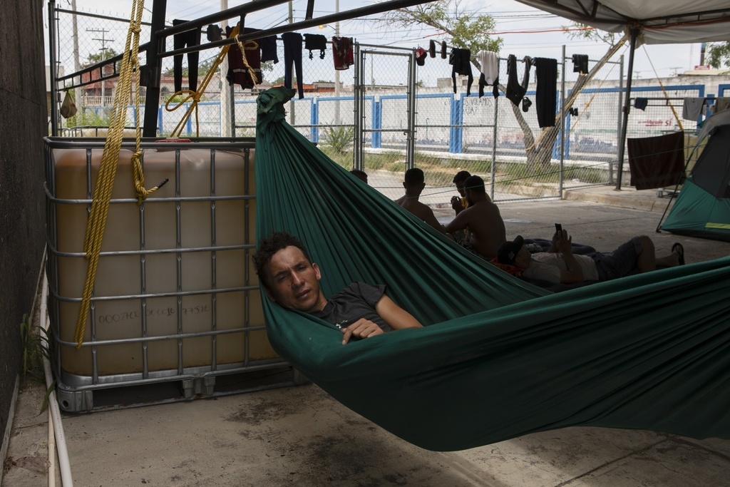 Incluso con un nuevo albergue, Matamoros pasa apuros para dar cabida a tantos migrantes