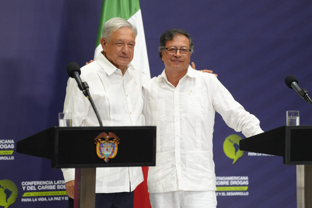 Historia compartida y coincidencias políticas hermanan a México y Colombia: presidente; reafirma AMLO a Gustavo Petro