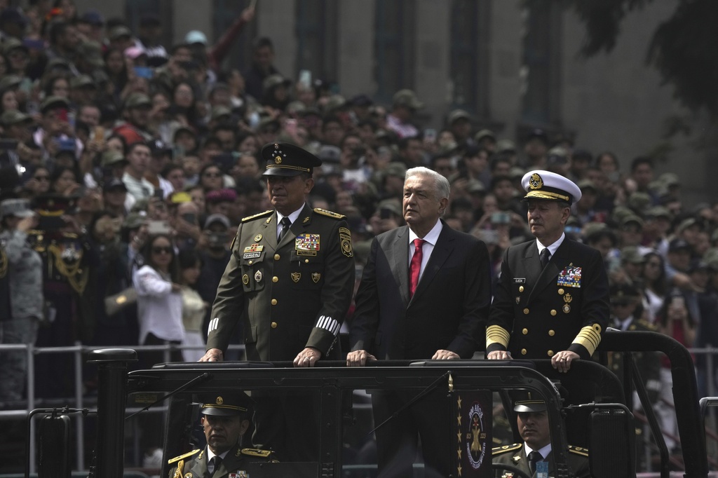 Participación de militares rusos en desfile por la independencia enciende críticas en México